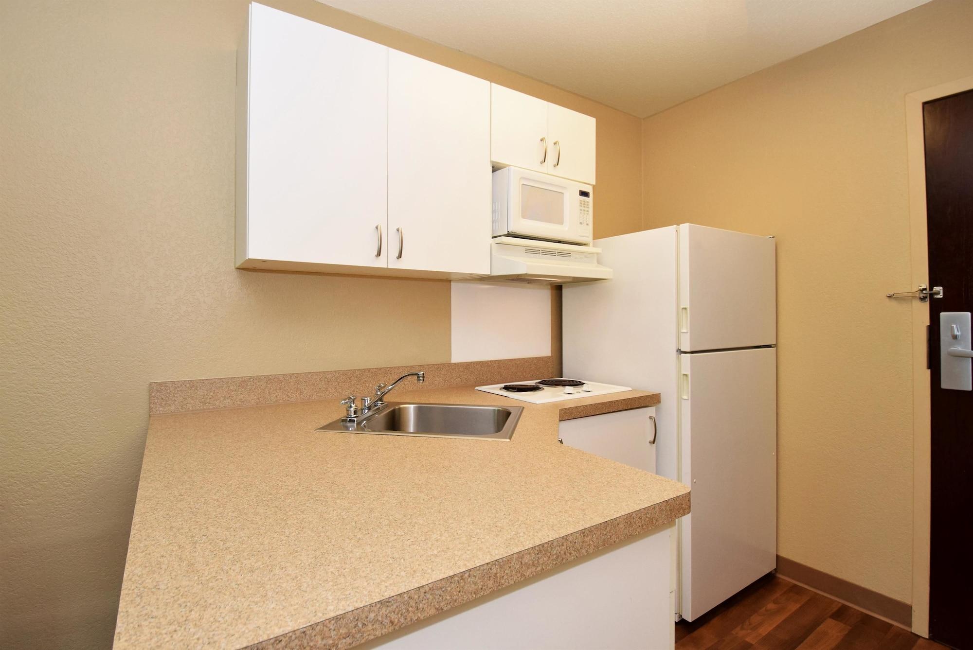 Extended Studio Hotel Suites - Los Angeles - San Dimas Bagian luar foto
