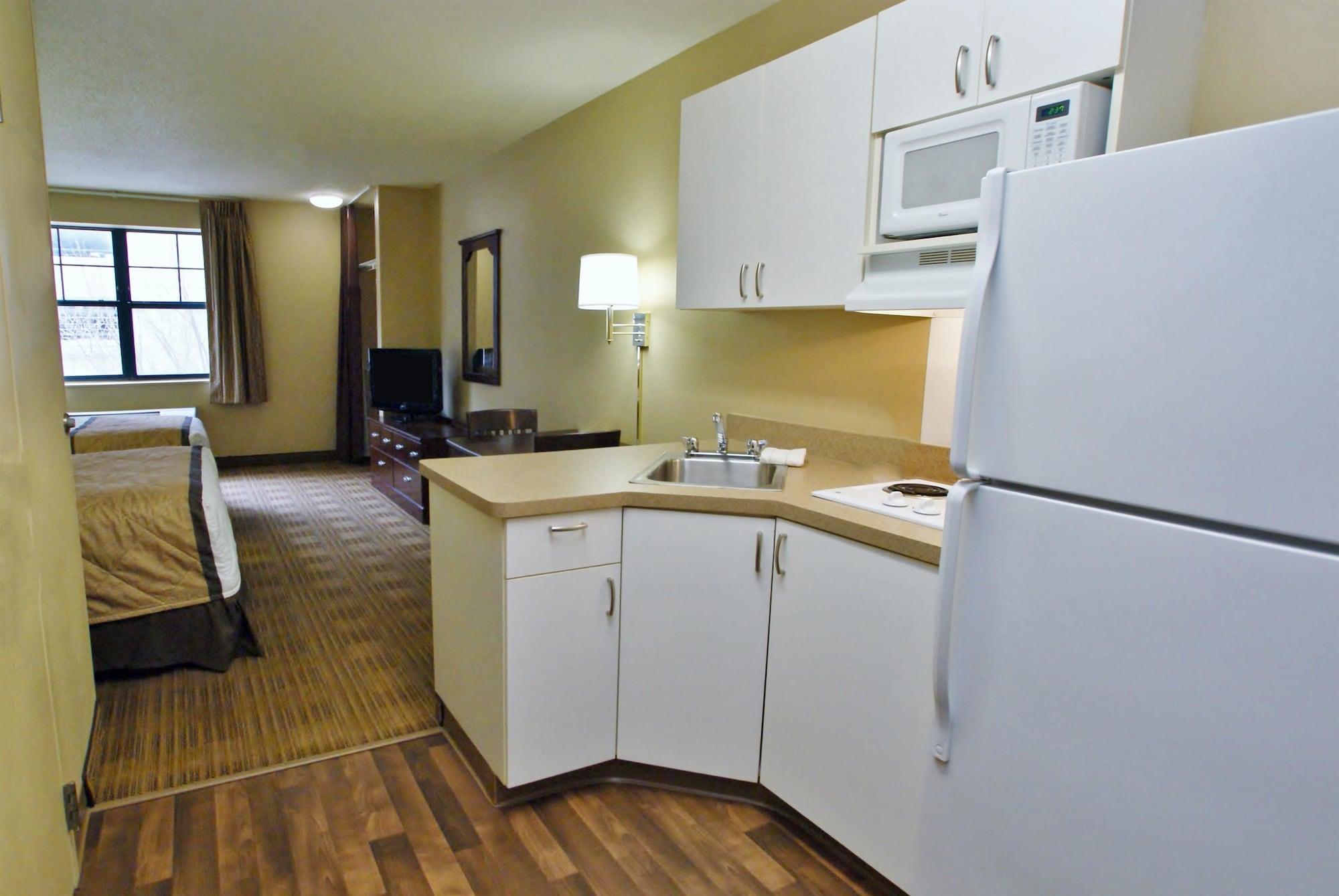 Extended Studio Hotel Suites - Los Angeles - San Dimas Bagian luar foto
